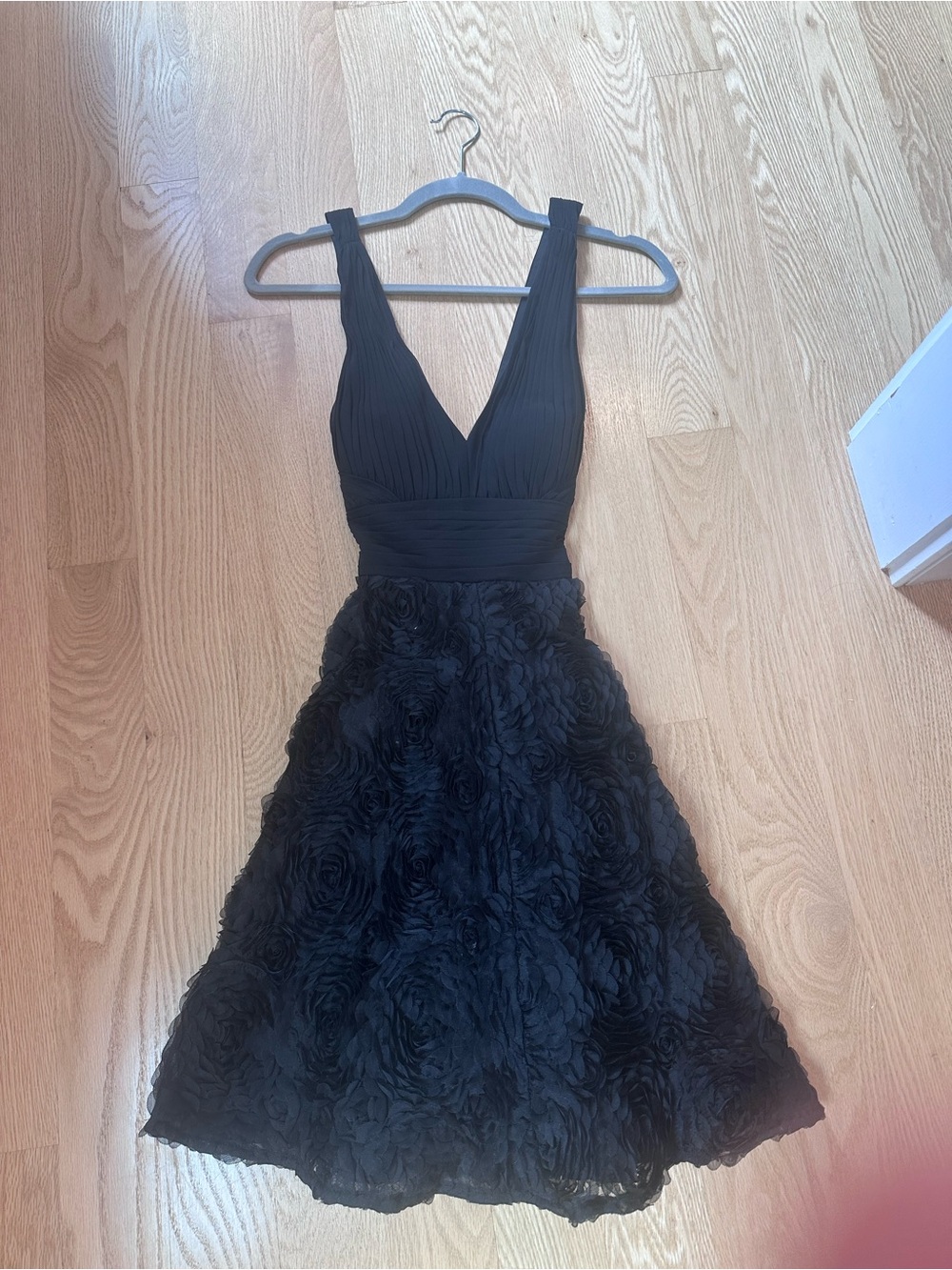 Tadashi Shoji Black V-Neck Rosette Midi Dress